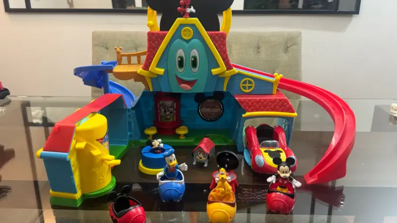 Casa de juegos infantil de Mickey Mouse con figuras - 3