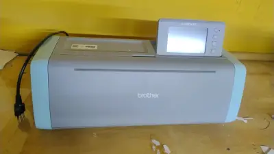 Plotter de Corte Brother ScanNCut SDX125 - miniatura 1