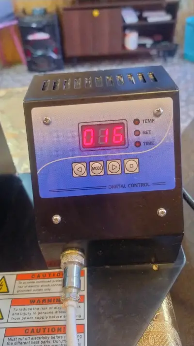 Prensa térmica digital para tazas - miniatura 2