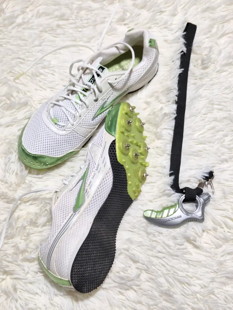 Zapatillas de atletismo con clavos Brooks - 2
