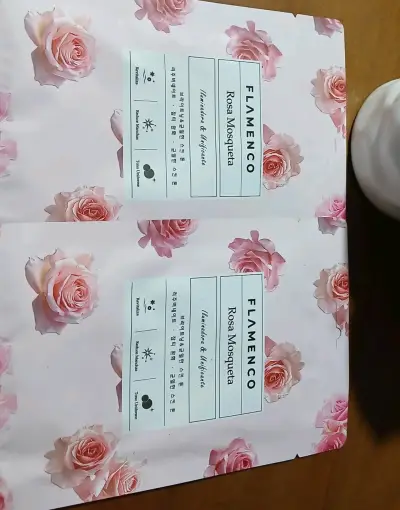 Set de cosméticos Flamenco y accesorios de belleza - miniatura 1