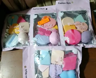 Set de cosméticos Flamenco y accesorios de belleza - miniatura 2