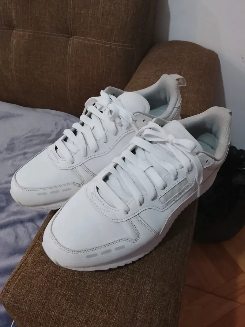 Zapatillas deportivas blancas Puma para hombre - 3