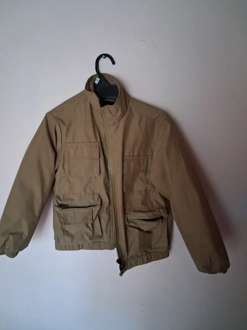 Chaqueta beige para niño Zara talla 6-7 - 2