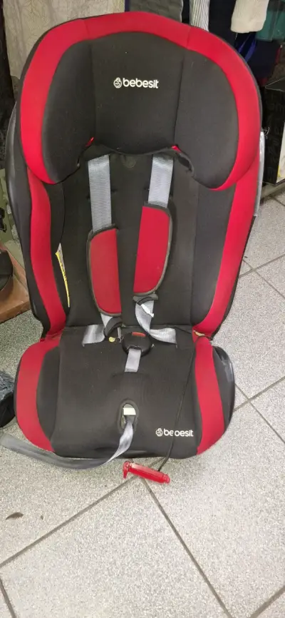 Silla de Auto Bebesit Roja y Negra - miniatura 5