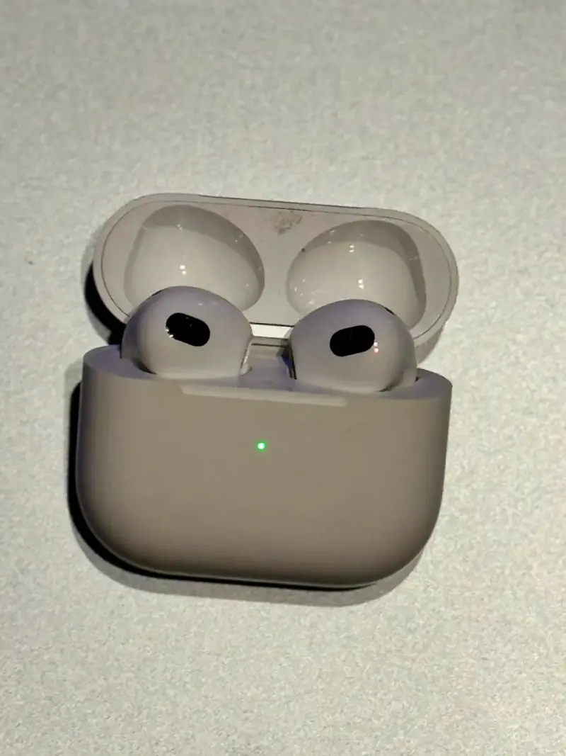 AirPods 3ra Generación Apple - 5