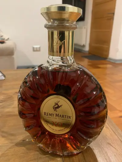 Cognac Rémy Martin XO Extra Old 750ml - miniatura 3