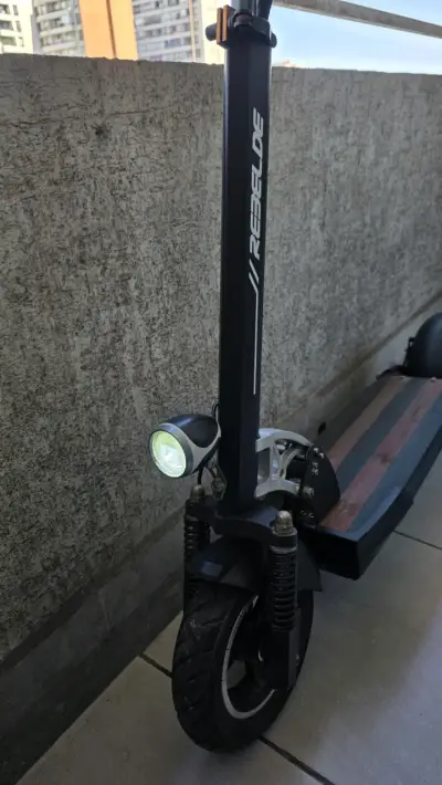Scooter eléctrico Rebelde - miniatura 2