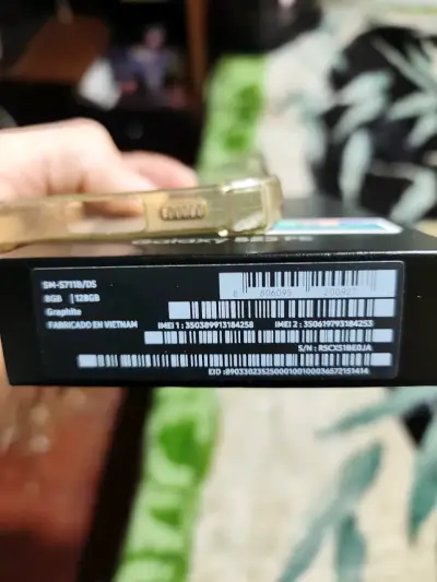 Samsung Galaxy S21 FE 128GB Grafito en buen estado - miniatura 1