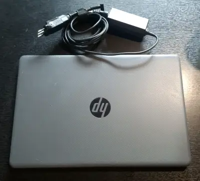 HP 250 G8 i3 10°, 12GB RAM, 240GB SSD y mas - miniatura 3
