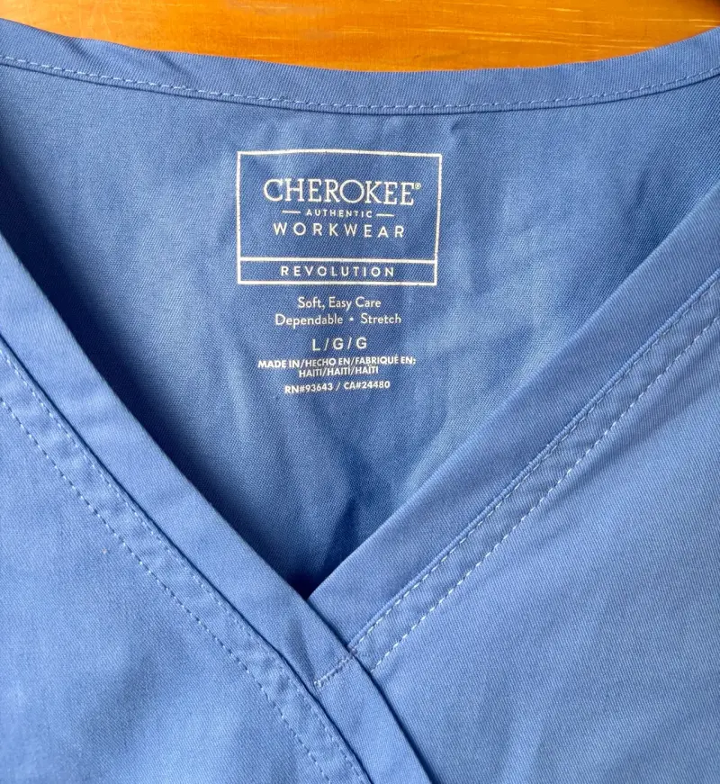 Blusa médica azul Cherokee Workwear - 4