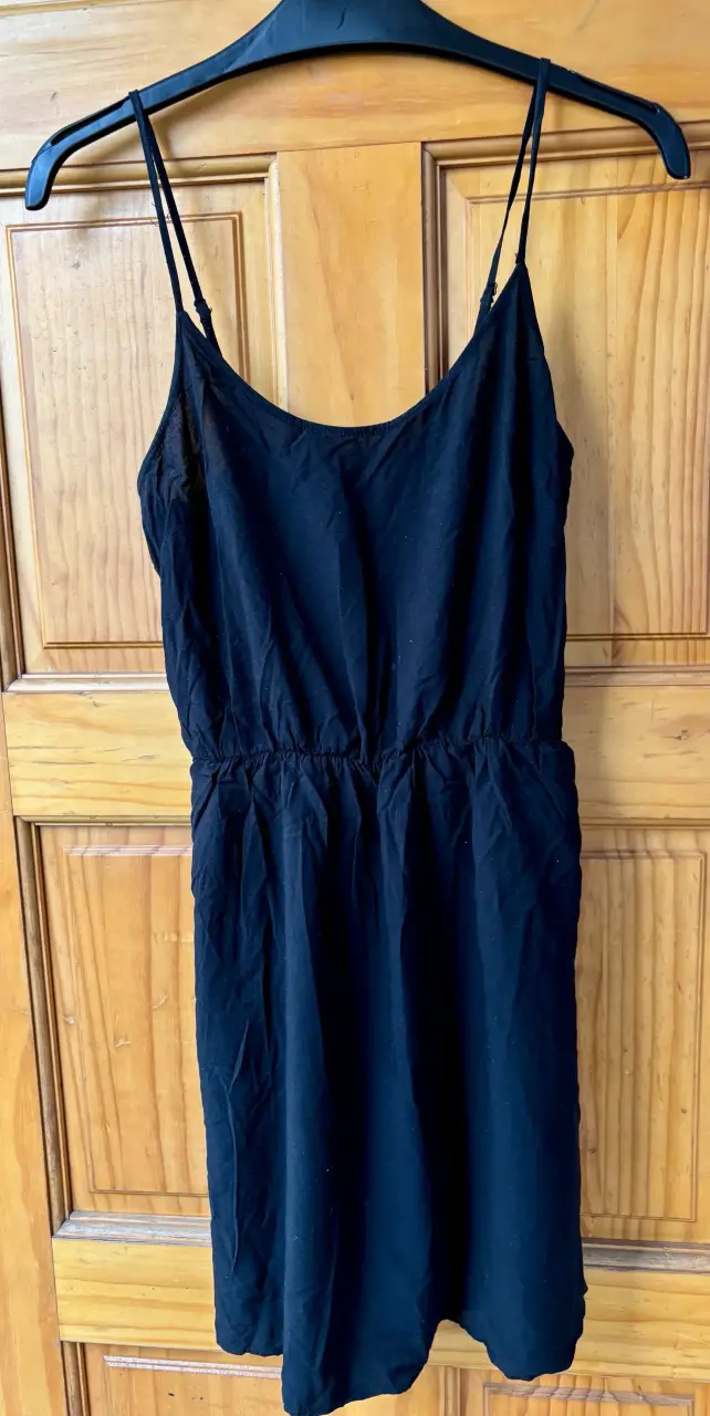 Vestido negro casual