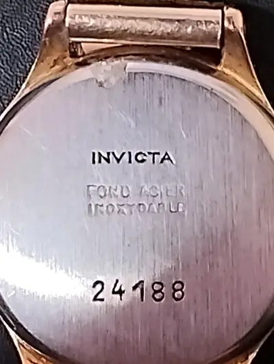 Reloj de Pulsera Invicta Vintage Dorado - miniatura 3