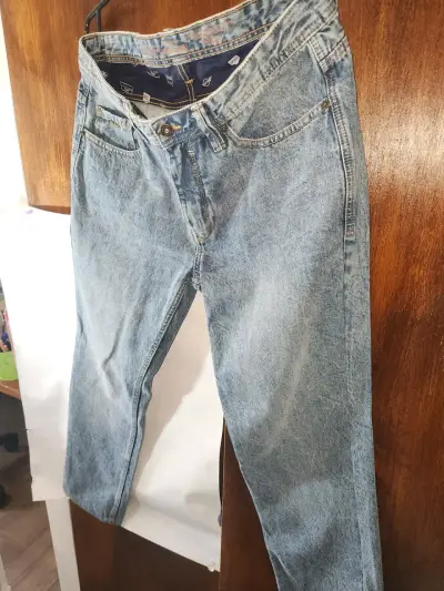 Jeans Ferouch para hombre casi Nuevo talla 48 - miniatura 3