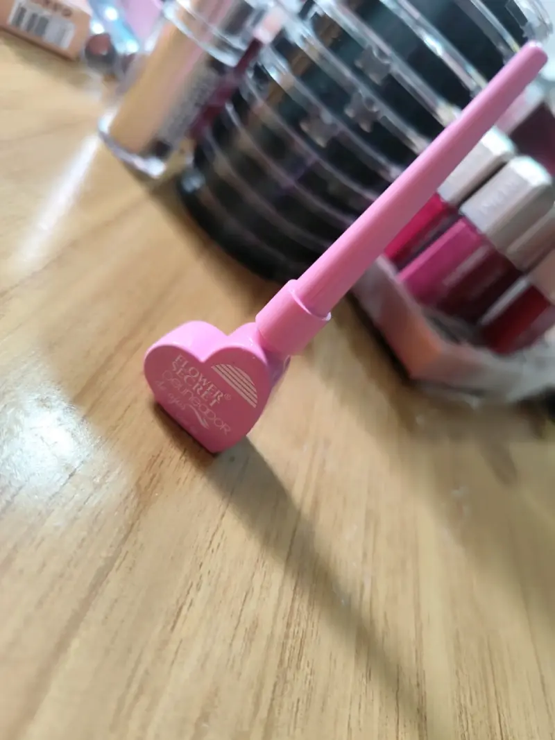 Set de Maquillaje Flower Secret y Danmi - 3