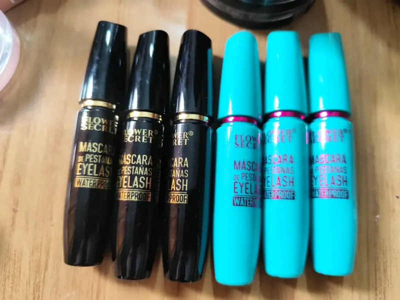 Set de maquillaje Flower Secret y RMT - 3