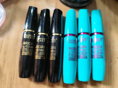 Set de maquillaje Flower Secret y RMT - miniatura 3