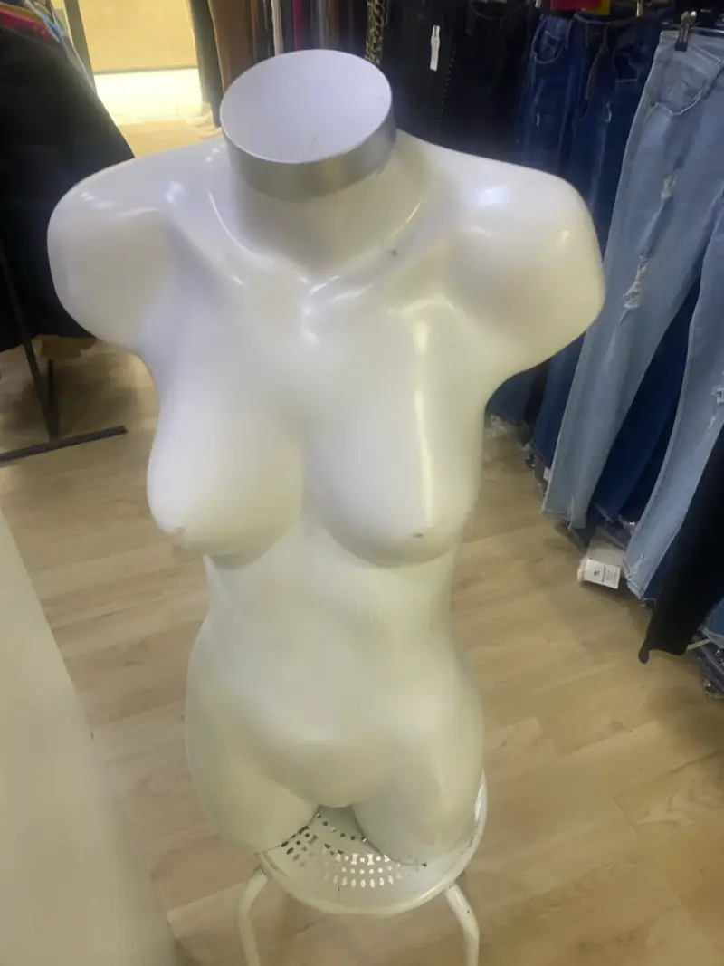 Maniquí de cuerpo completo para exhibición