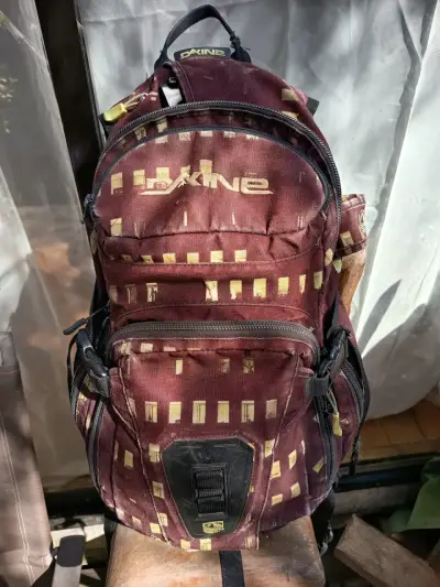 Mochila Dakine Heli Pro 20 litros - miniatura 1