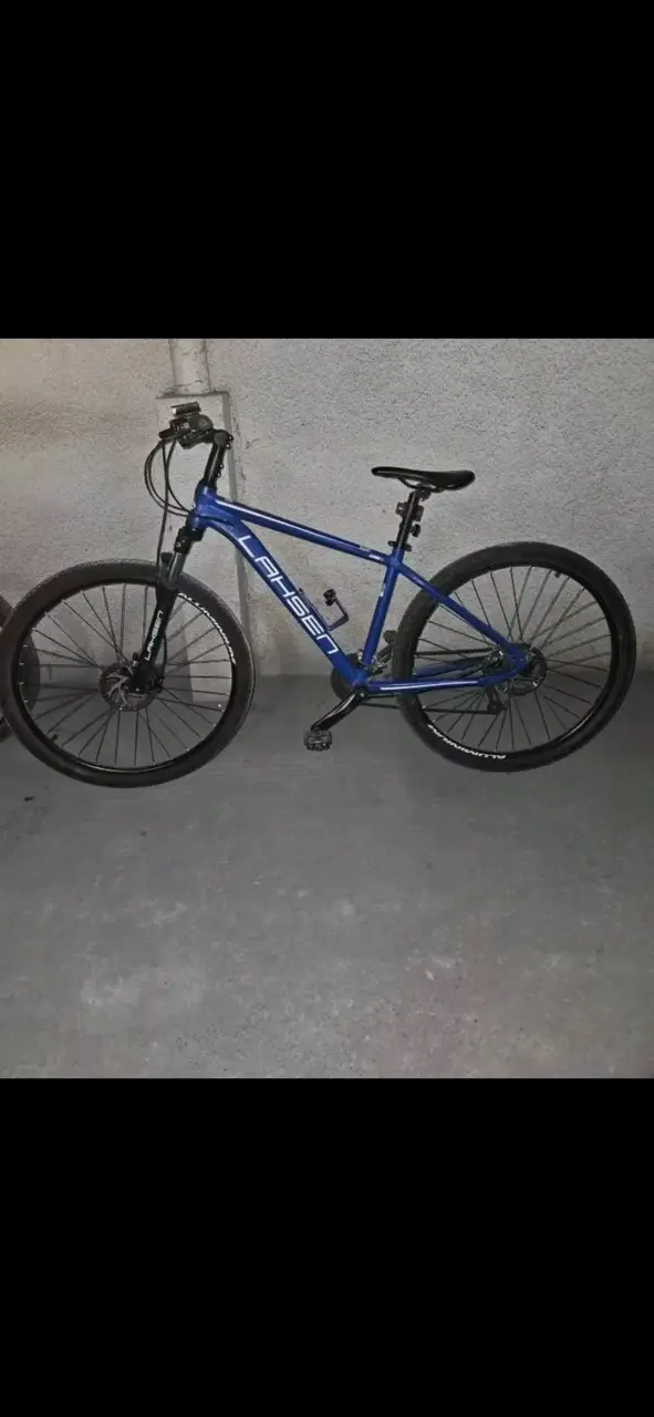 Bicicleta de montaña Lahsen azul en buen estado - 1