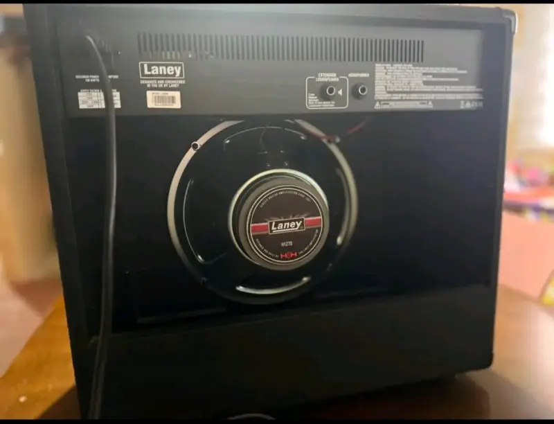 Amplificador de guitarra Laney LX65R con reverb - 3