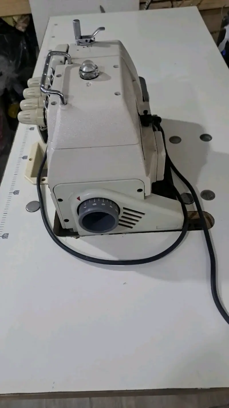 Máquina de Coser Industrial Overlock Bsq - 6
