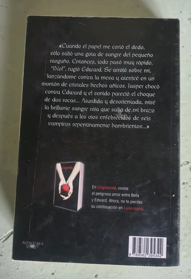 Libro Luna Nueva de Stephenie Meyer Original - 2