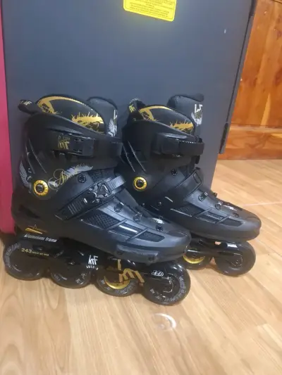 Patines KRF Angel Black/Gold Talla 42 - miniatura 1