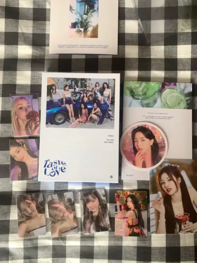 Álbum Taste of Love de TWICE con Photocards - miniatura 3