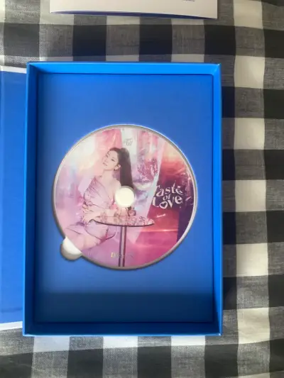 Álbum Taste of Love de TWICE con Photocards - miniatura 4