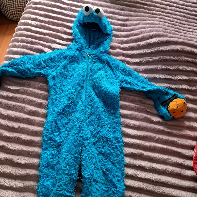 Monstruo come galletas talla 2 aprox