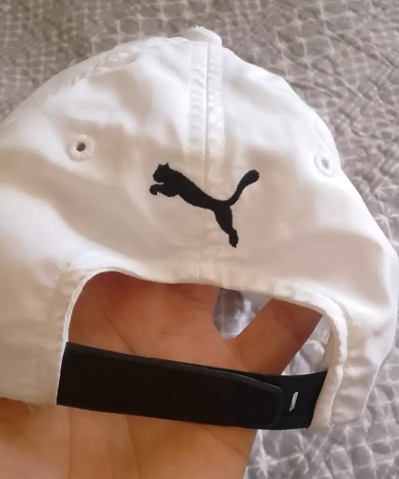 Gorra blanca BMW y Puma con logo bordado - 2