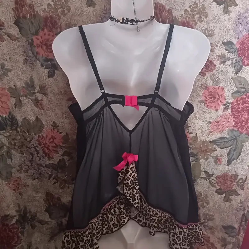 Babydoll de encaje negro con estampado animal print - 2