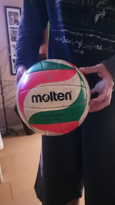 Balón de voleibol Molten ligero - miniatura 1