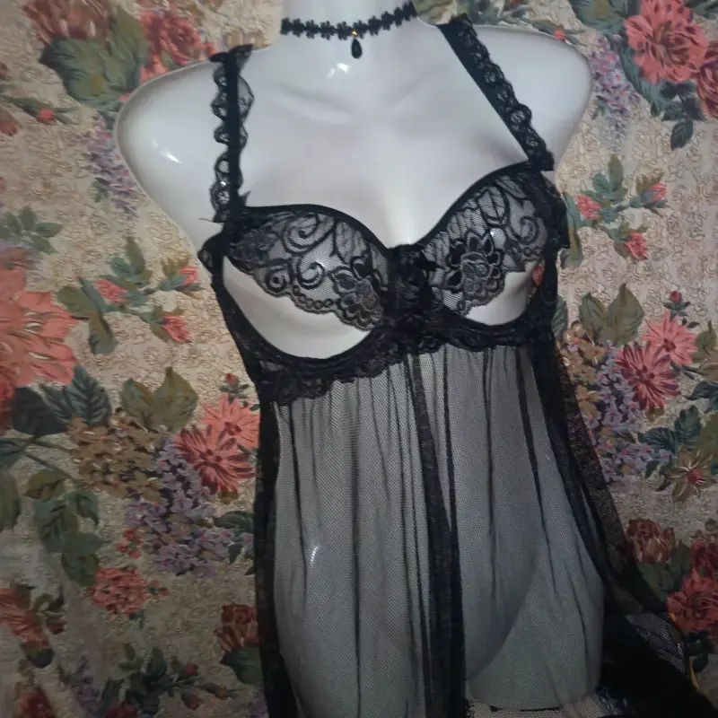 Babydoll de encaje negro transparente - 1