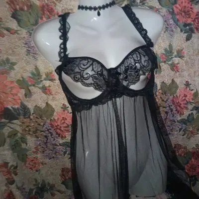 Babydoll de encaje negro transparente - miniatura 1