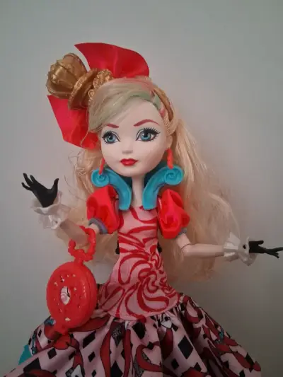 MuñecaEver After High Apple White WayTooWonderland - miniatura 3