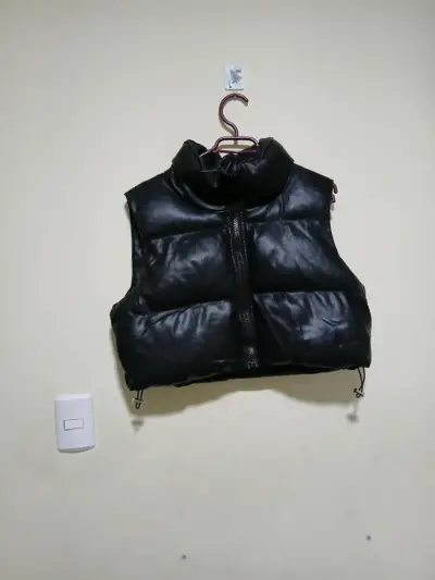 Chaqueta de cuero sintético con forro de borrego - miniatura 2