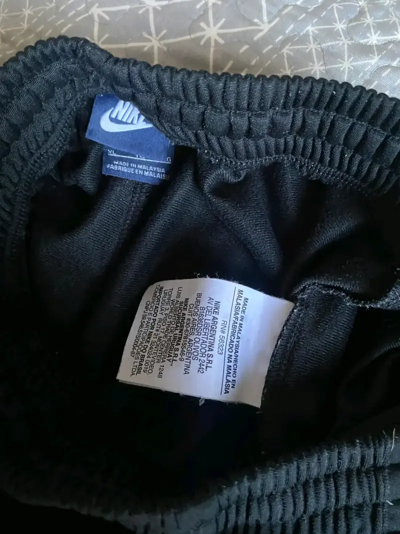 Pantalones deportivos negros Nike para hombre - 2