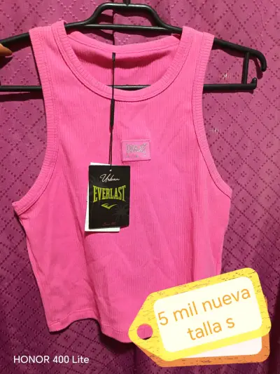 Se vende ropa de segunda mano - miniatura 1