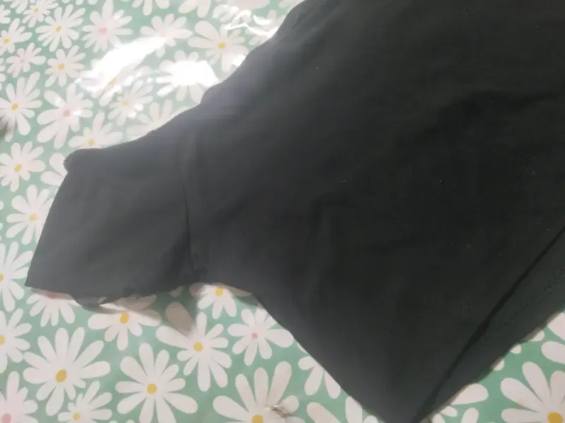 Top negro de hombros descubiertos - 2