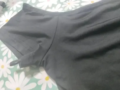 Polera negra básica Shein para mujer - miniatura 2