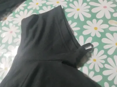 Polera negra básica Shein para mujer - miniatura 3