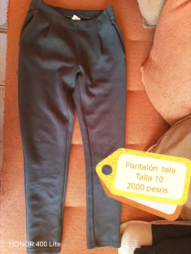 Pantalón Cargo Beige Talla 12 - 2