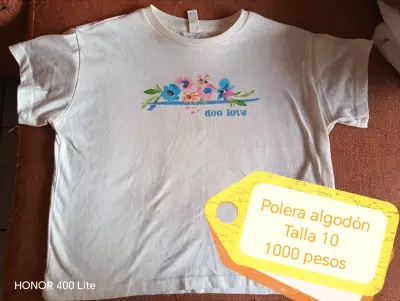 Polera de algodón con diseño floral talla 10 - miniatura 1