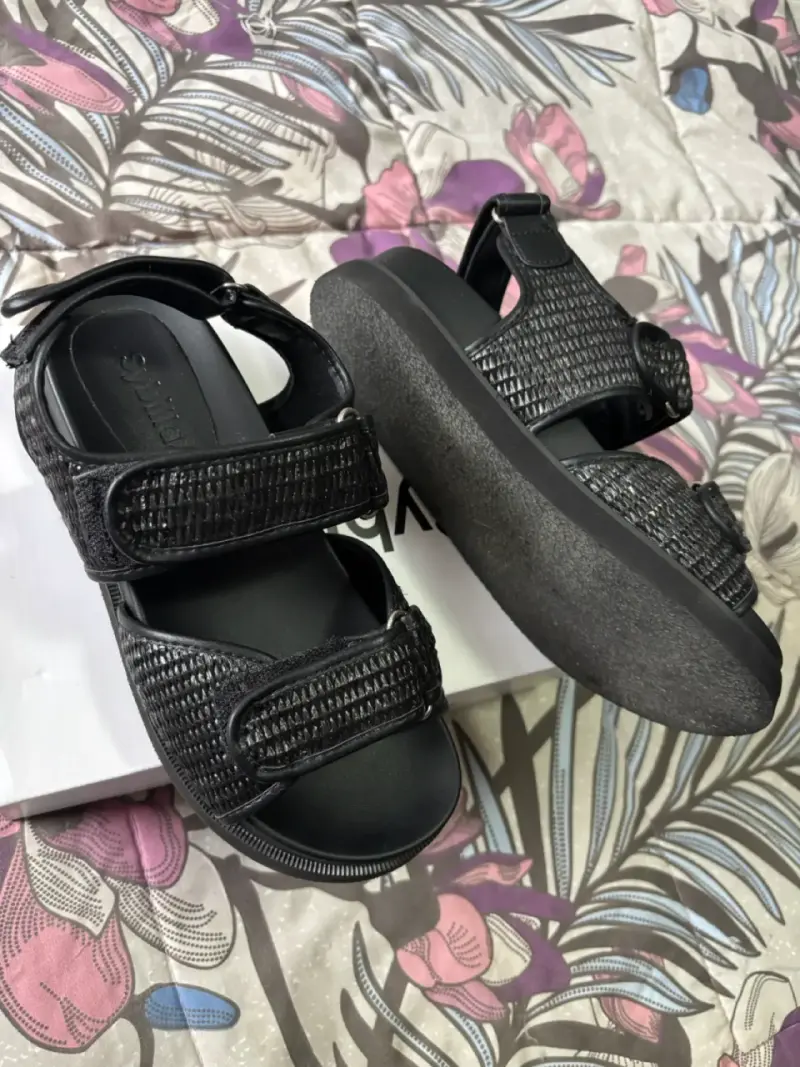 Sandalias negras con velcro para mujer - 2