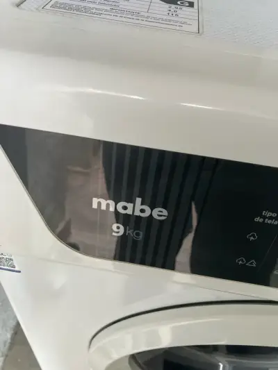 Secadora de Ropa Mabe 9 kg en Buen Estado - miniatura 3