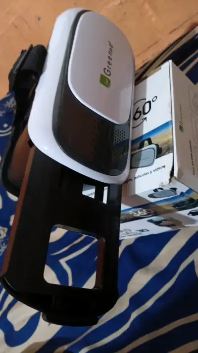 Lentes de Realidad Virtual 3D con Control Remoto - miniatura 3