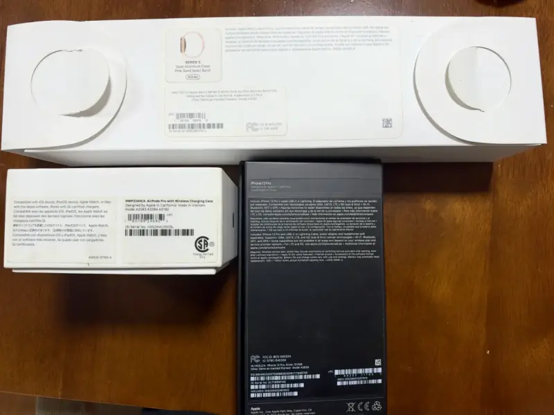 Set Apple: iPhone, AirPods y Apple Watch - 2