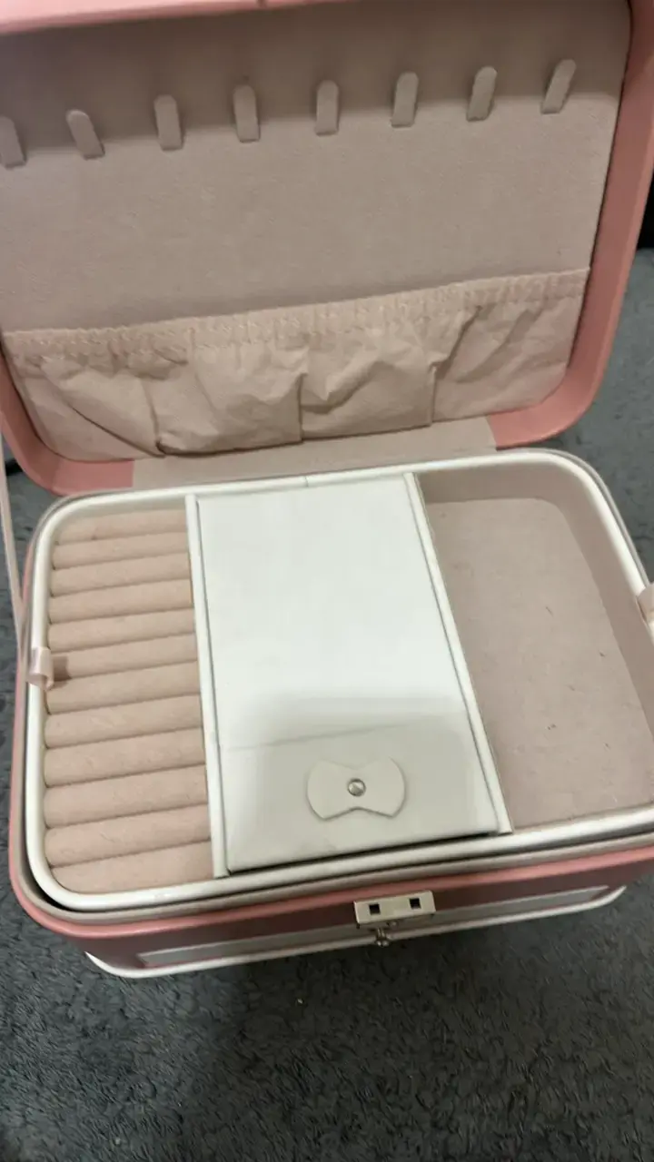 Caja organizadora de joyas rosa con compartimentos - 2